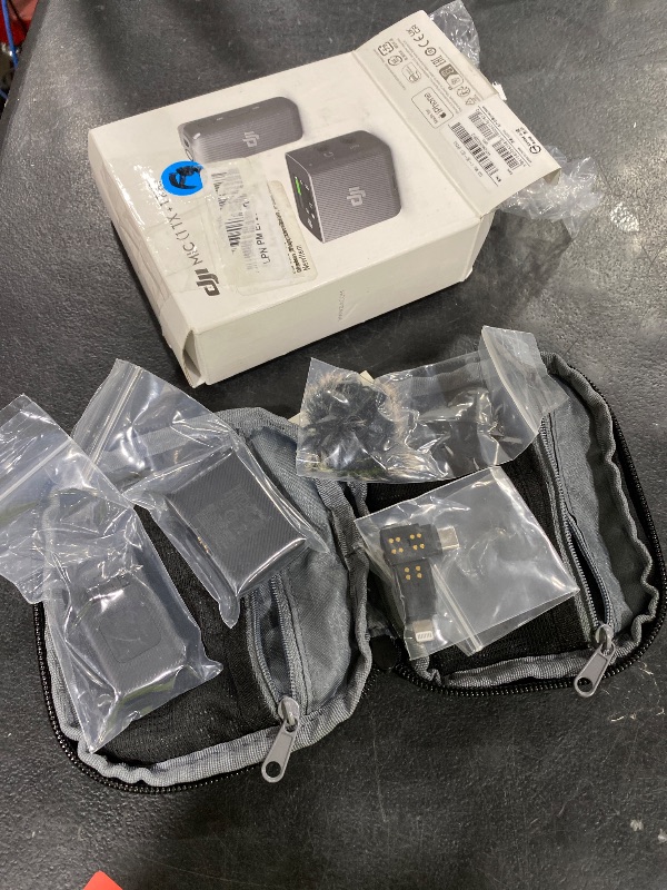 Photo 1 of DJI Mic (1 TX + 1 RX), Wireless Lavalier Microphone, 250m (820 ft.) Range, Compact and Ultra-Light, 14-Hour Recording, Wireless Microphones for PC, iPhone, Android, Cameras, Vlogs, Live Stream