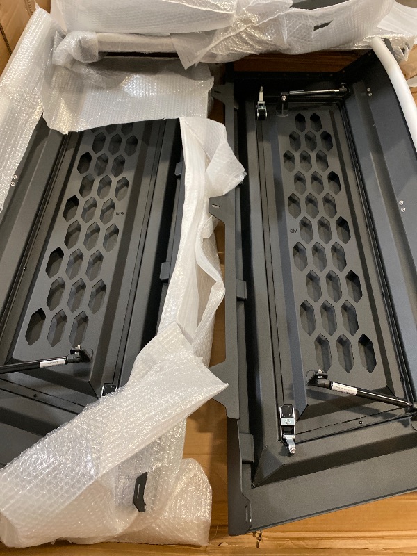 Photo 1 of Tacoma Camper Shell Pickup Truck Canopy Cap Topper Compatible for Steel/Alu Hard Cover With Window