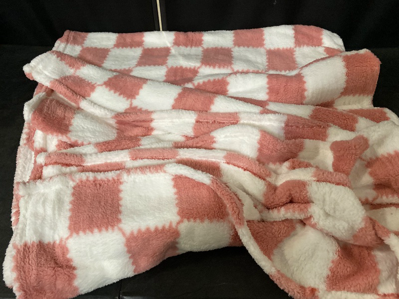 Photo 1 of Checkered Throw Blanket, Colorful Plaid Flannel Blanket, Super Soft Fluffy Fleece Blanket for Couch, Sofa, Bed