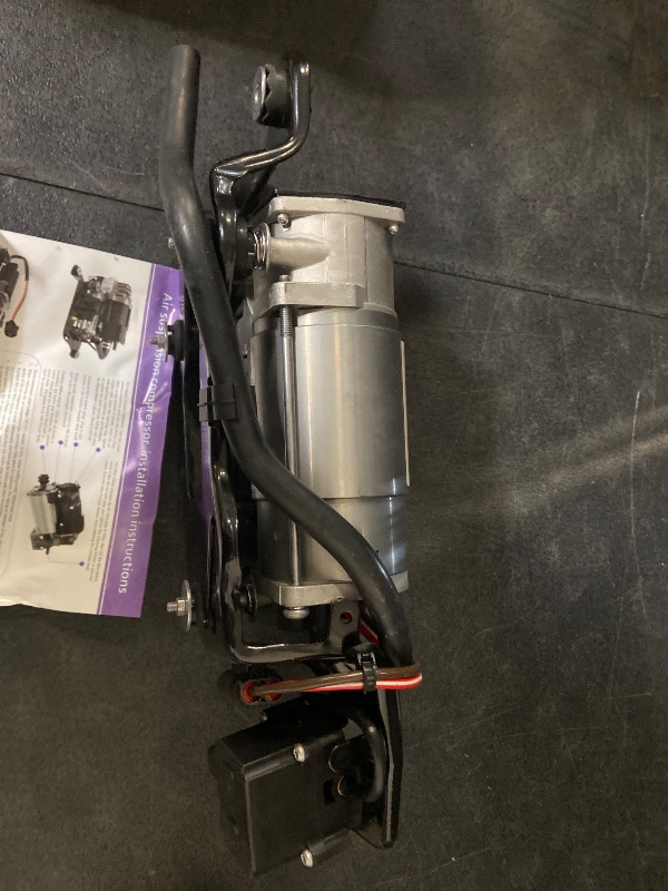 Photo 1 of Air Suspension Compressor Pump with Bracket 37206875177 Replacement for BMW X5 F15 F85 2013-2018 X6 F16 F86 2014-2019 37206868998 37206850555 AKWH