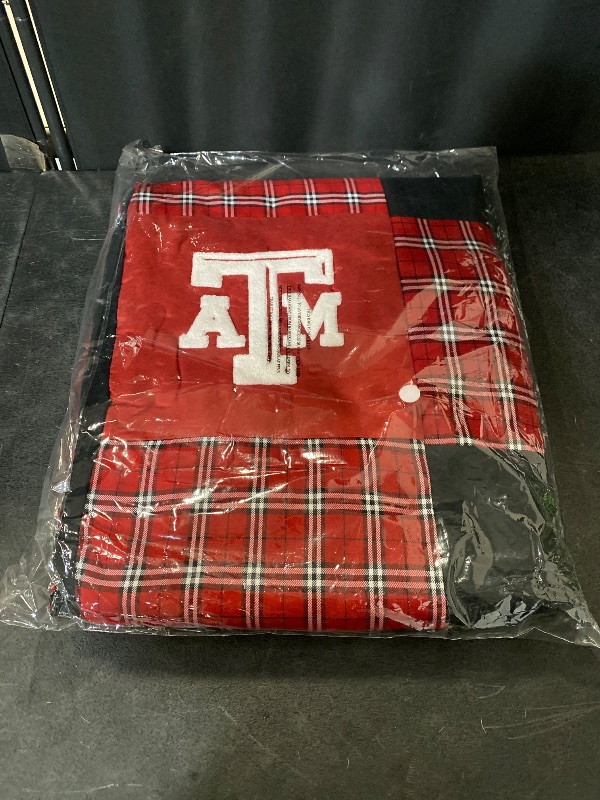 Photo 1 of 60" x 48" Texas A&M University Quilt