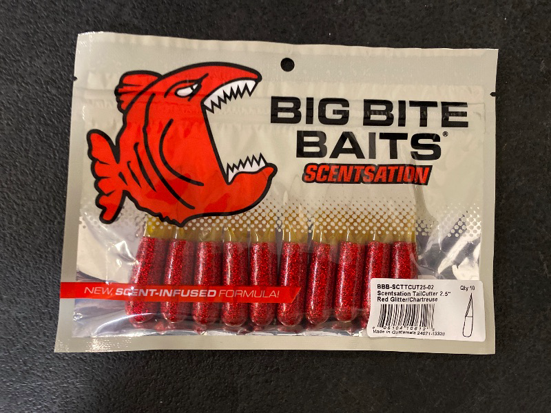 Photo 1 of Big Bite Baits Scentsation Tailcutter Grub Red Glitter/Chartreuse 10 Count 2.5"