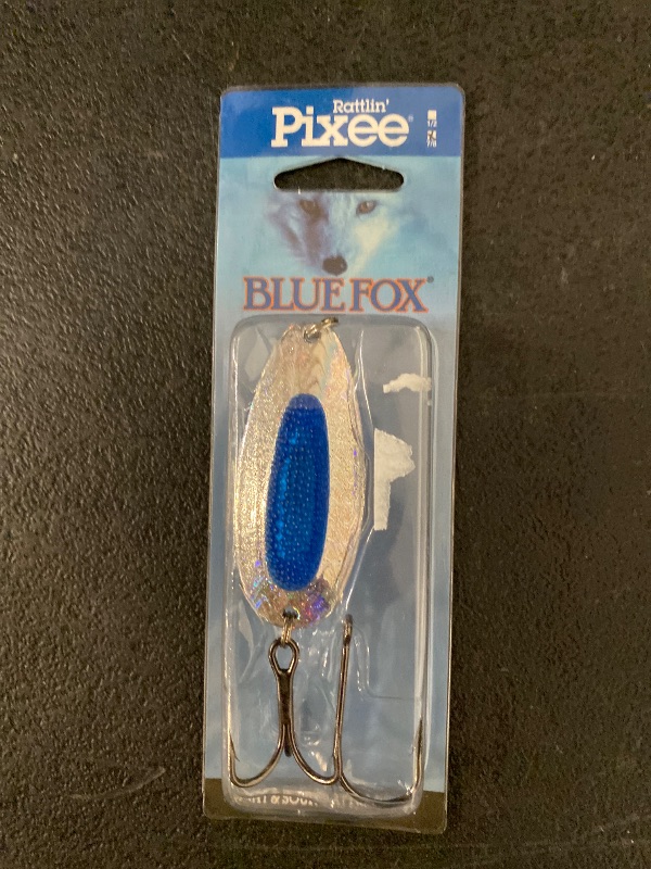 Photo 1 of Blue Fox Rattlin Pixiee Spoon 7/8-Ounce Holographic Silver/Blue