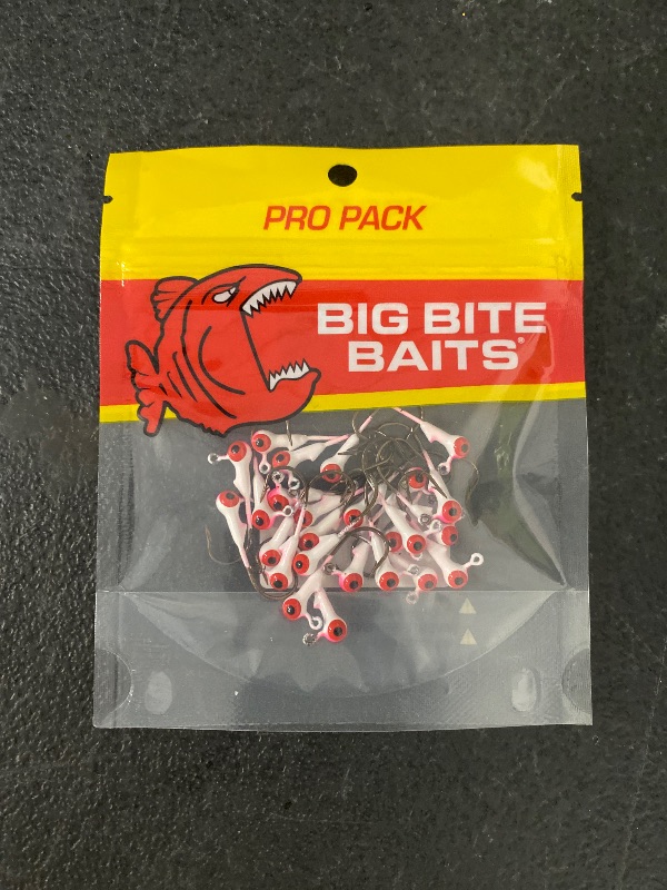 Photo 1 of Big Bite Baits Double Eye 2 Color Round Ball Jighead 1/32 OZ. Pink/White