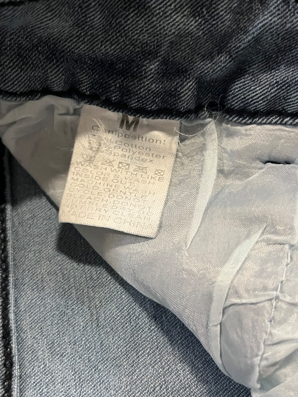 Photo 1 of (M) Women's Western Embroidered Bell Bottom Jeans Mid Rise Curvy Fit Wide Leg Denim Pants
