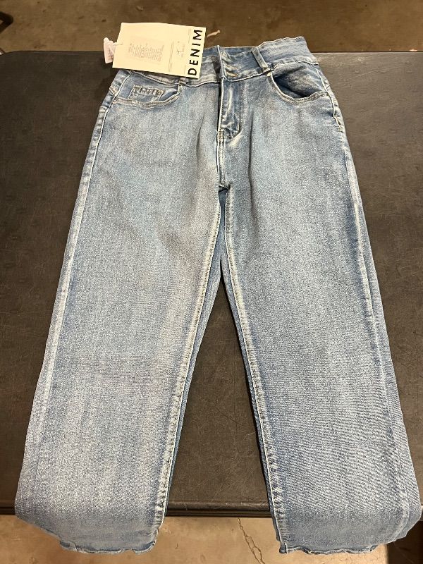 Photo 1 of (M) Fashion Womens Denim Jeans with Design on Back Pocket
