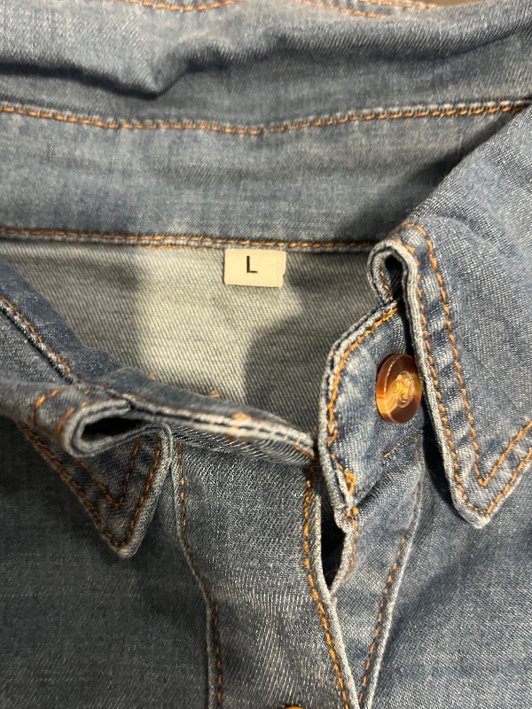 Photo 1 of (L)  Women Denim Shirts Oversized Long Sleeve Button Down Blouse Distresse Jean Jacket Fall Outfits