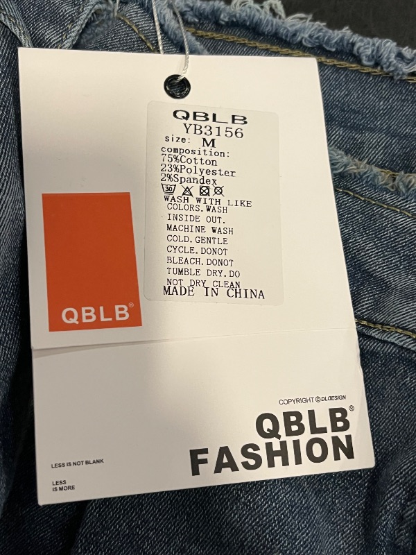 Photo 1 of (M)  Womens Medium Tone Straight Leg Jeans with Belt 