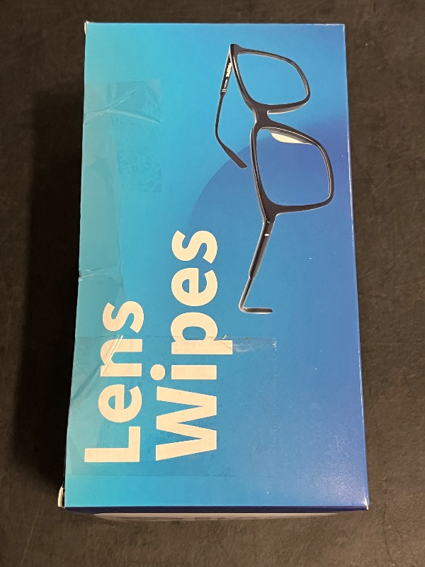 Photo 1 of Lens Wipes for Eyeglasses - Pre-moistened Eyeglass Lens Cleaning Wipes - 500 Lens Wipes Individually Wrapped Sracth-Free Streak-Free Eye Glasses Wipes Lens Cleaner for Sunglass & Camera Lens