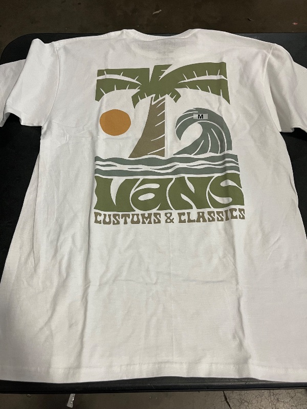 Photo 1 of (M) DayBreak TShirt in White- VANS