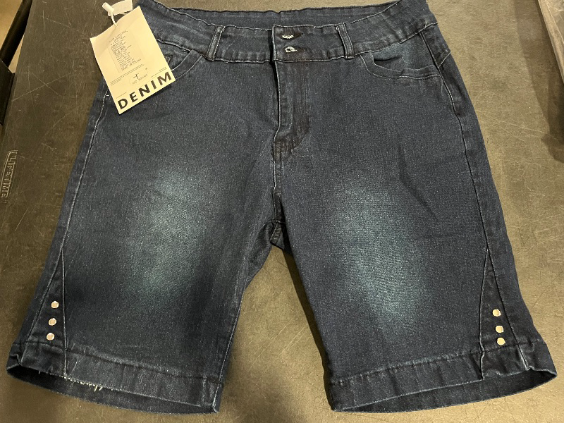 Photo 1 of (XXL) Womens Dark Wash Stretchy Long Shorts 