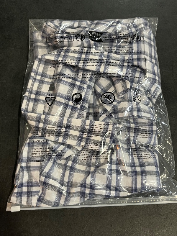 Photo 1 of (L) Mens Breathable Button Up Shirt 