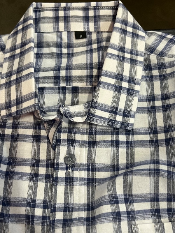 Photo 1 of (L) Mens Breathable Button Up Shirt 