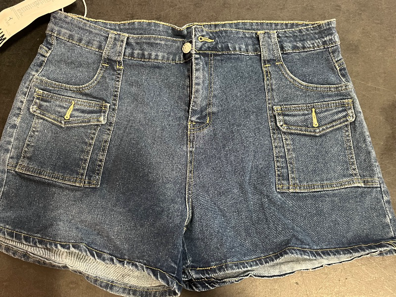 Photo 1 of (XXXL) Womens Shorts