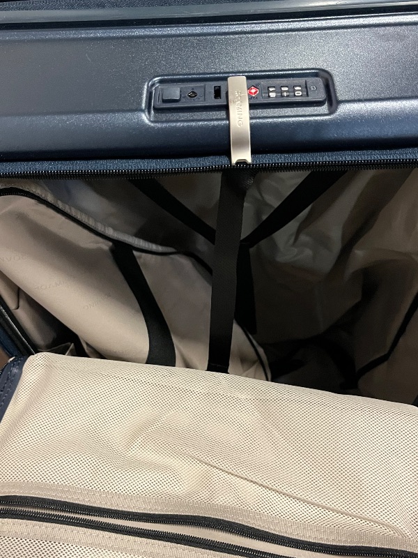 Photo 1 of ROAMING Expandable 28-Inch Checked Luggage with Mute Brake Wheels Airline Approved Hard Shell Suitcases with Front Pocket Top Opening Luggage with TSA Lock for Short Business Travel, Glaze blue
