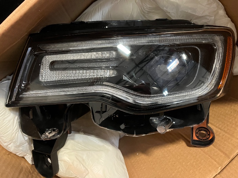 Photo 1 of FIONE HID Headlight Assembly For Jeep Grand Cherokee 2017-2021 Xenon headlights [not applicable to halogen Model] Black Housing Projector Headlamps Left Driver Side 68266649AH
