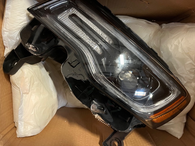 Photo 1 of FIONE HID Headlight Assembly For Jeep Grand Cherokee 2017-2021 Xenon headlights [not applicable to halogen Model] Black Housing Projector Headlamps Left Driver Side 68266649AH

