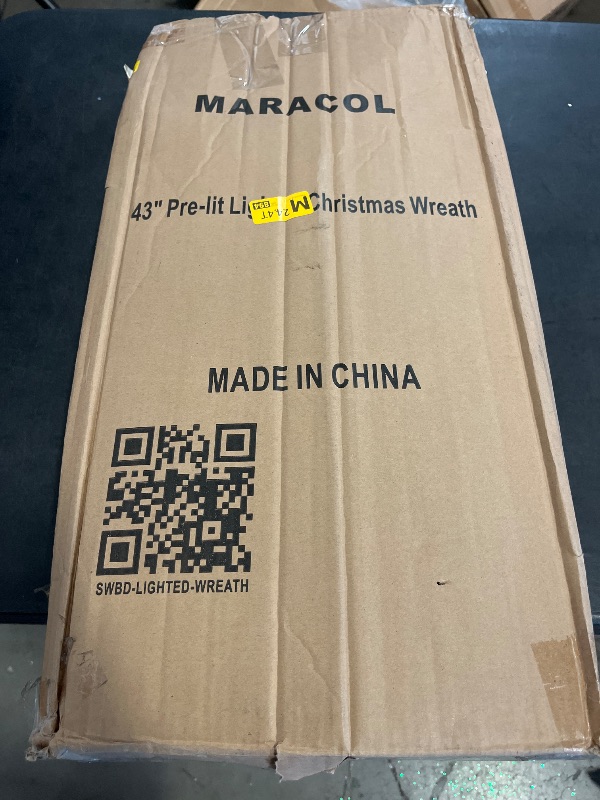 Photo 1 of LAMPHOME 40in Pre-Lit Outdoor Christmas Wreath Decoration, 290 LED Lights Metal Holiday Decor for Home, Bow - Green/Red
