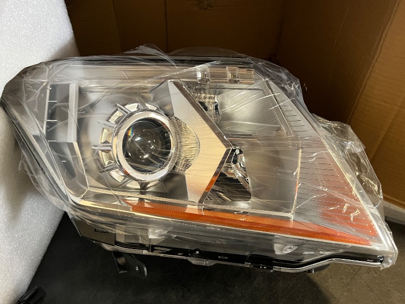 Photo 1 of JSBOYAT Halogen Headlight Assembly for 2010-2016 Cadillac SRX 2010 2011 2012 2013 2014 2015 2016 Factory OE Style Projector Headlamp Pair Set Replacement NOT Fit HID Model