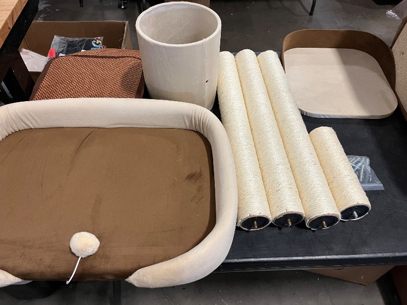 Photo 1 of Cat Tree Tower for Indoor Cats, Cat Climbers for Indoor Cats, Modern Multi-Level Large Cat Tree, with Cat Bed Scratching Post and Toys Suitable for Small and Large Cats(60x45x73cm)
