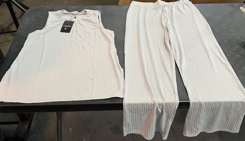 Photo 1 of (M) Light Grey Ribbed Two Piece Matching Set Sleeveless Top with Wide Leg Pants
