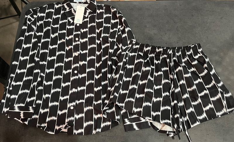 Photo 1 of (2XL) Womens 2 Piece Pajama Sets Lounge Sets Button Down Pajama Pajama Shorts Co-Ords Fashion Fall Outfits