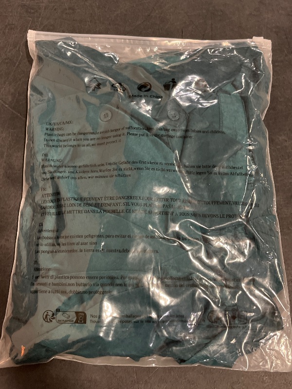 Photo 1 of (S) 100% Silk Pyjamas, Pure Silk Pajamas, Women's Pyjamas, Gift for Her, Pajama Sets, Christmas Pyjamas, Green PJs, Silk PJs for Women, Long PJs