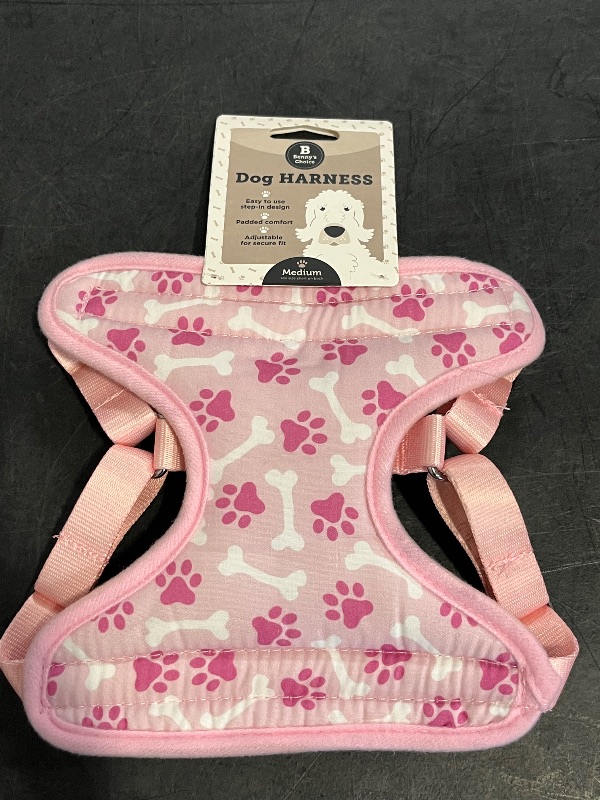 Photo 1 of (M) Pink Dog Harness