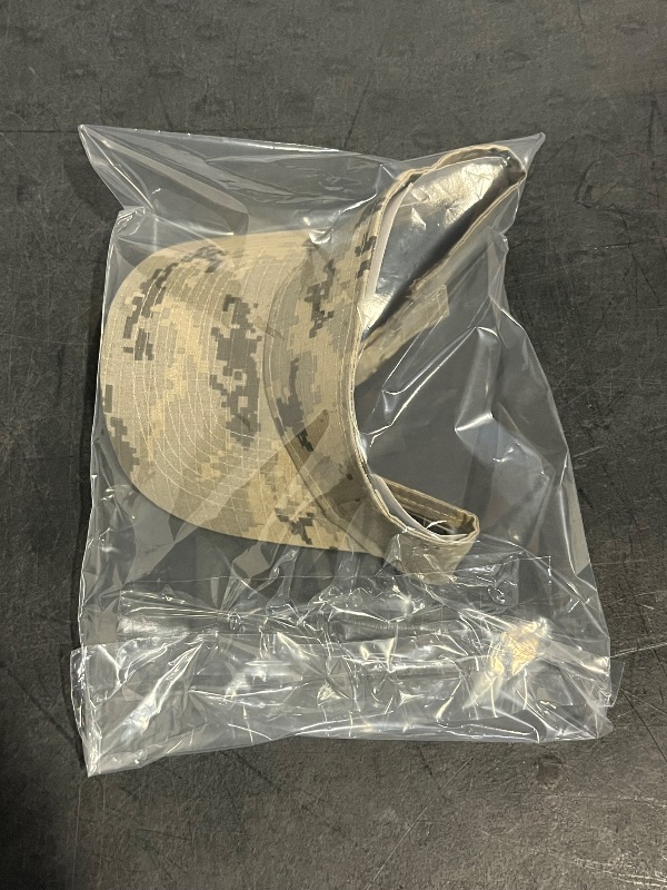 Photo 1 of (M) Camo Visor , Grey