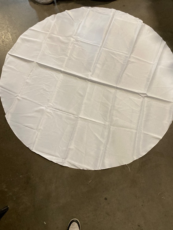 Photo 1 of 1pc Round Tablecloth Suitable for Indoor/Outdoor Use - White Minimalist Table Cover with Plain Background, Fabric, - Modern Decor, Dining Table, Round Base Tables - Fits for Home, Office, Restaurant, 2D Flat