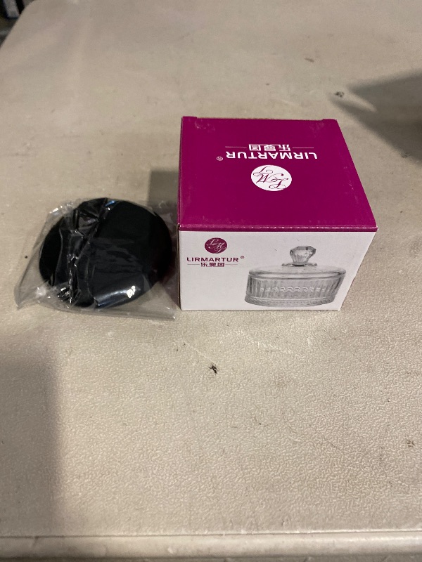 Photo 1 of Body Powder Puff and Container, 2PCS 3.54" Powder Puff and 1PCS 5.3x3.9 Powder Container, Large Dusting Powder for Women Body Puff