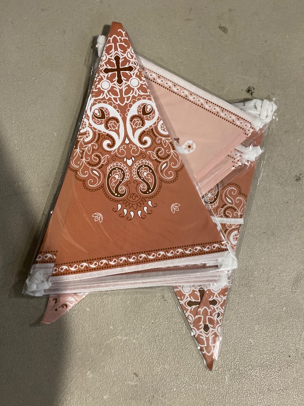 Photo 1 of Boao 5 Pack Western Cowboy Party Decorations Bandana Pennant Banner Wild West Decor Western Cowboy Themed Yee Haw Country Party Decoration Supplies 9.8 x 5 ft(Brown Paisley)
