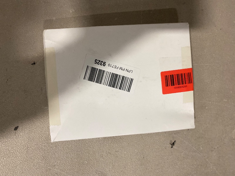 Photo 1 of 12PCS St Patricks Day Necklace, St Patricks Day Beads Necklace Accessory Set, Mardi Gras St Patricks Costumes Necklaces, Festive Accessories for Mardi Gras St. Patricks Parade Throws Decorations