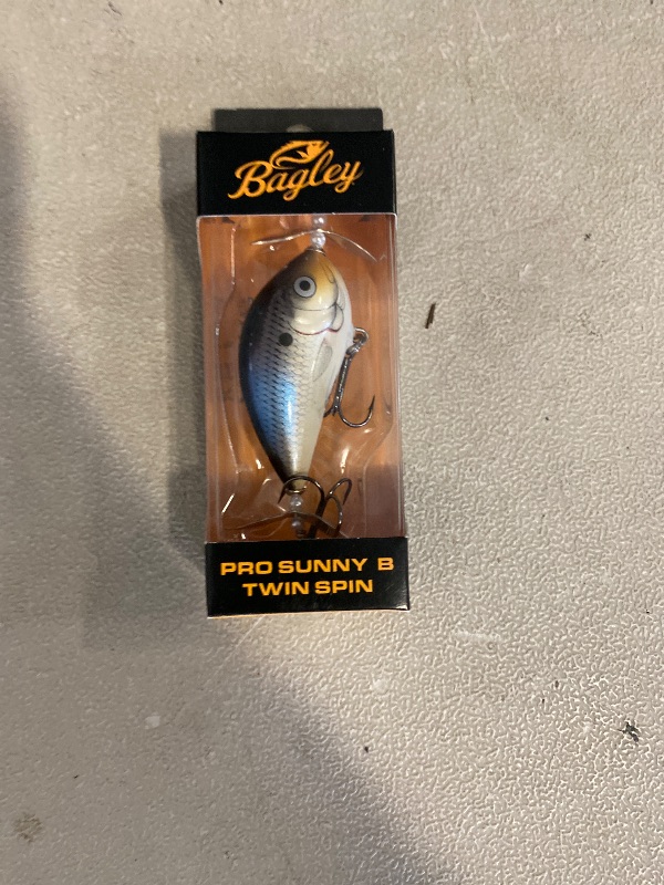 Photo 1 of Bagley Pro Sunny B Twin Spin 07 Topwater Realistic Shad