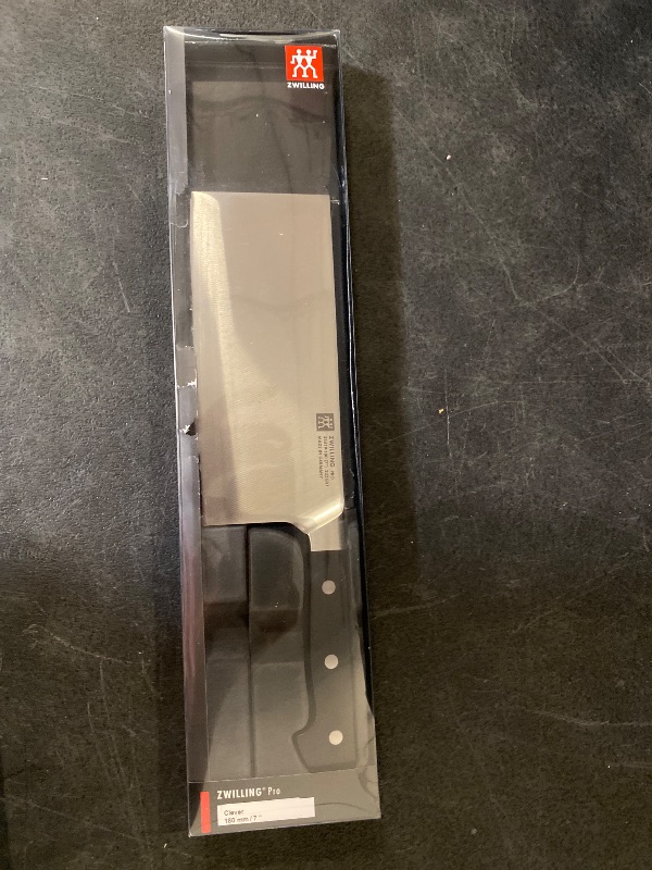 Photo 1 of ZWILLING J.A. Henckels Chinese Chef's Knife/Vegetable Cleaver