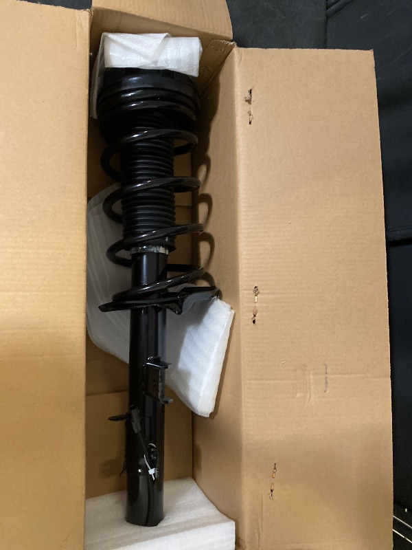 Photo 1 of 2PCS Front Shock Absorber Struts Assembly Compatible with 2008 2009 2010 2011 2012 2013 Nissan Rogue
