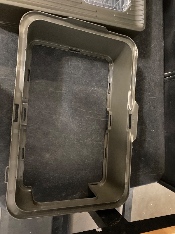 Photo 1 of Cat Litter Box Stainless Steel Metal Litter Box High Sided Design,Anti-Urine Leakage, Include Cat Mat & Litter Scoop, Never Absorbs Odors, Easy Cleaning, Non-Sticky