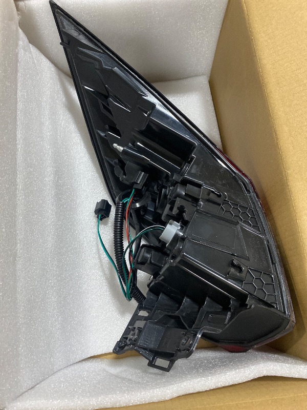 Photo 1 of Tail Light Outer Compatible With 2019-2023 Toyota RAV4 Left Driver Side Taillight W/O bulb Replace T02804148 81560-0R090