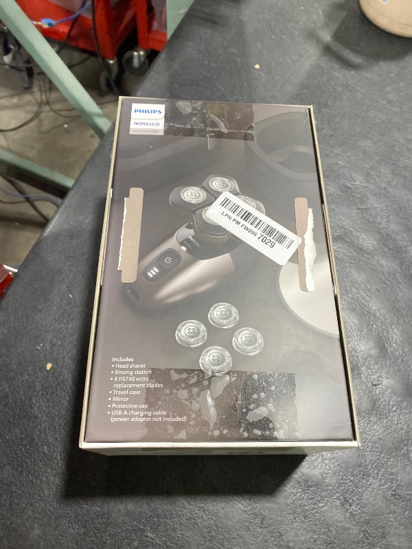 Photo 1 of Philips Norelco Head Shaver Pro 9000 Series - Electric Shaver for Men and Women, 360° Flexing Head & ComfortCut Blades for Clean Shave, Gentle on Skin, Model HS9980/40