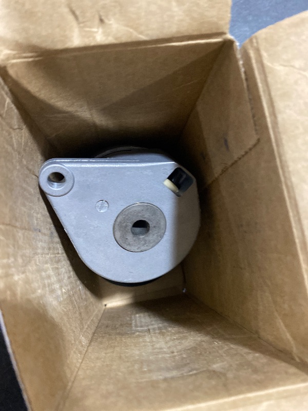 Photo 1 of Gates 38659 Fleet Runner Heavy Duty Automatic Belt Drive Tensioner