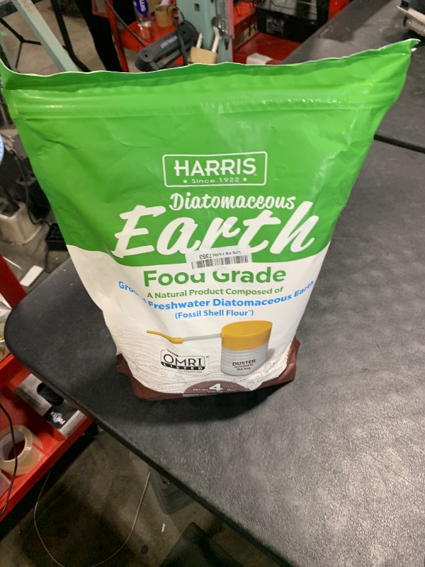 Photo 1 of HARRIS Diatomaceous Earth Food Grade, 4lb with Powder Duster Included in The Bag