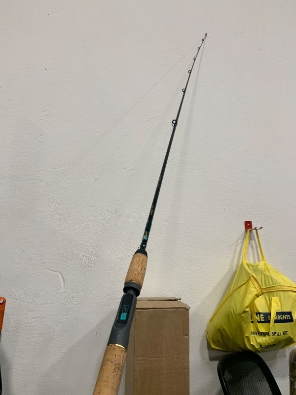 View 4 of Dobyns Rods Champion Extreme HP Series 7’0” Casting Bass Fishing Rod DX703C | Med-Heavy Fast Action | Modulus Graphite Blank w/ Kevlar Wrap | Fuji Reel Seat | Baitcasting | Line 10-17lb Lure 1/4-3/4oz