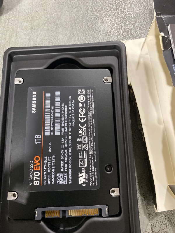 Photo 1 of Samsung 870 EVO SATA III SSD 1TB 2.5” Internal Solid State Drive, Upgrade PC or Laptop Memory and Storage for IT Pros, Creators, Everyday Users, MZ-77E1T0B/AM