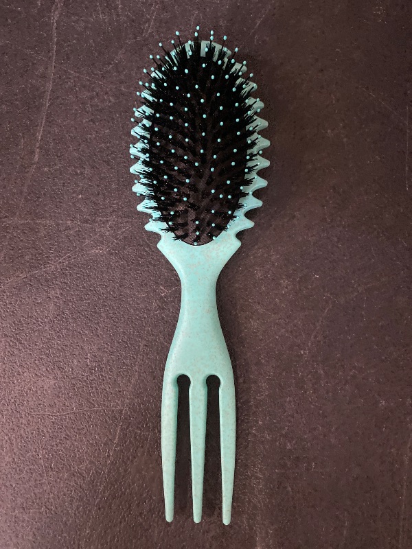 Photo 1 of Curly Hair Boar Bristle Curl Defining Brush for Wave Straight Hair, Unique Trident Handle Design Defineing Brush for Wet Dry Hairs Styling Massage Hairbrush Hairs Pick Comb Green