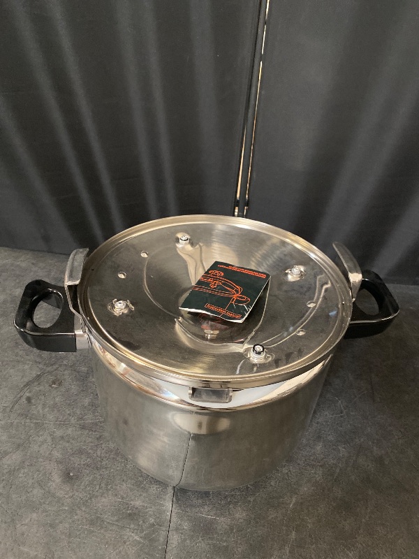 Photo 1 of Pressure Canner, 304 Stainless Steel Pressure Soup Cooker, Uniform Heating for Home Kitchen (36 * 34 * 30cm, 22L)