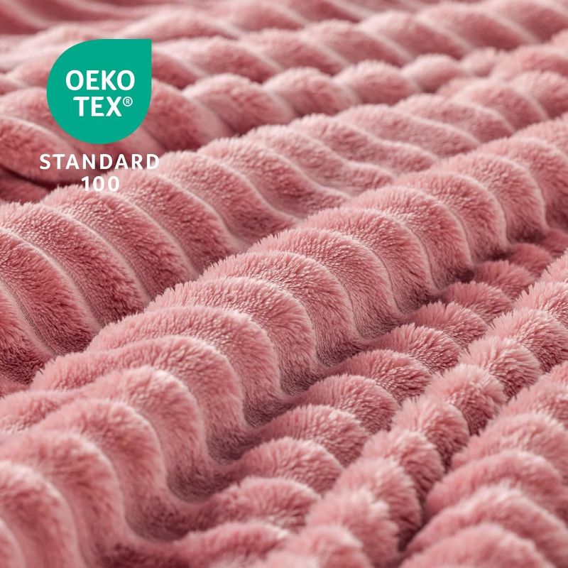 Photo 1 of BEDELITE Fleece Throw Blanket for Couch – 3D Ribbed Jacquard Soft and Warm Decorative Fuzzy Blanket – Cozy, Fluffy, Plush Lightweight Pink Throw Blankets for Bed, Sofa, 50x60 inches