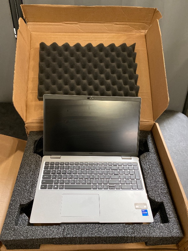 Photo 1 of Dell 5550 Laptop ultra 7