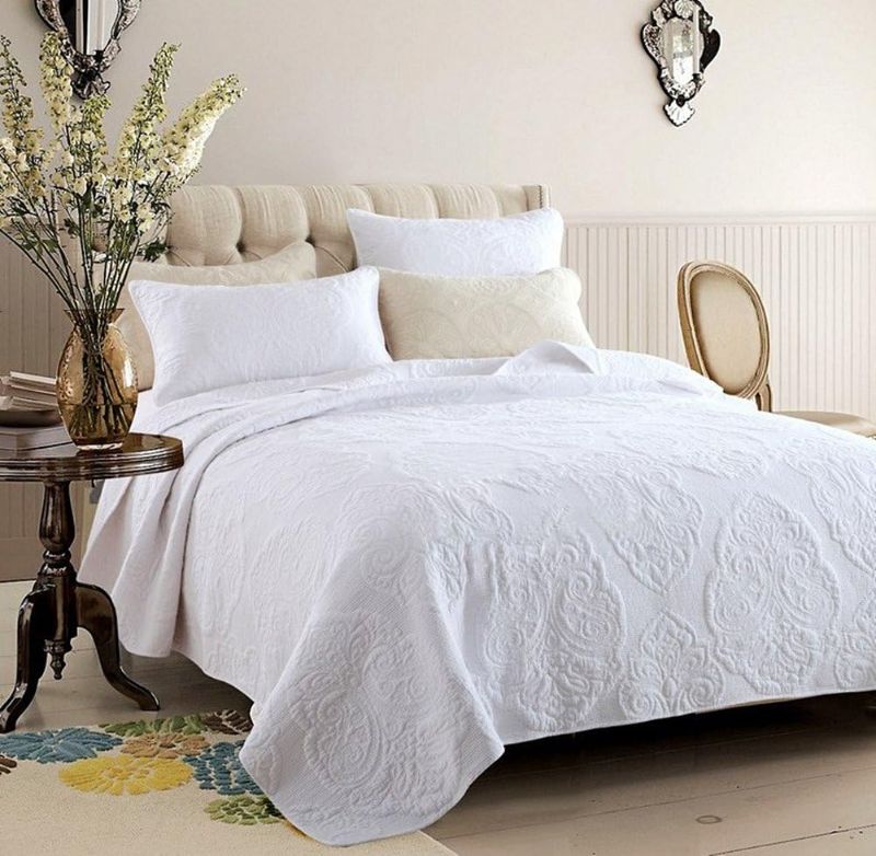 View 1 of California King Vintage Floral Comforter Set 100% Cotton White Bed Quilt Set Home Bedding Set with 2 Matching Pillow Shams