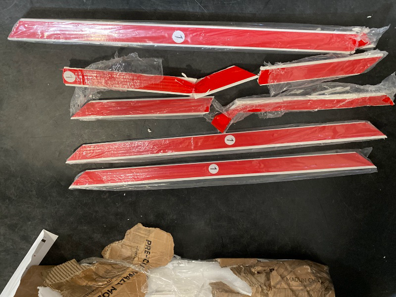 Photo 1 of 26" Precut Wall Molding kit|Minor Damage see Photo 30 pcs