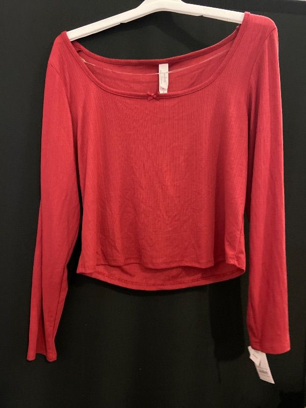 Photo 1 of Size M Women's Variegated Ribbed Long Sleeve Pajama Top - Auden™ Red M
